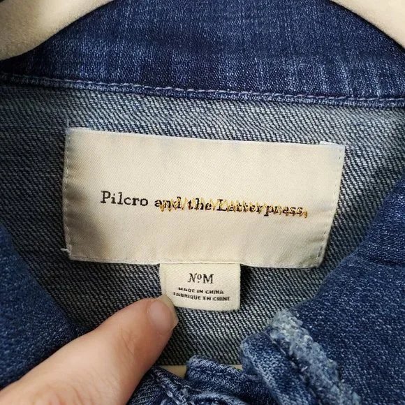 Pilcro Anthropologie Denim Jacket Womens Medium Blue Distressed Letterpress - Picture 5 of 11